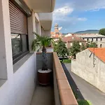 Du Bonheur - Au Cœur Des Volcans D'auvergne Sur La Route Du Sud Appartement *