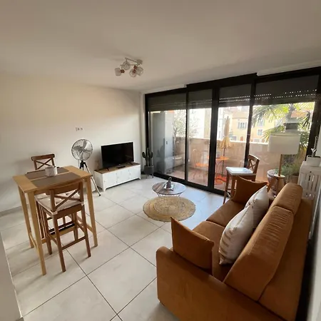 Apartamento Du Bonheur - Au Coeur Des Volcans D'auvergne Sur La Route Du Sud *