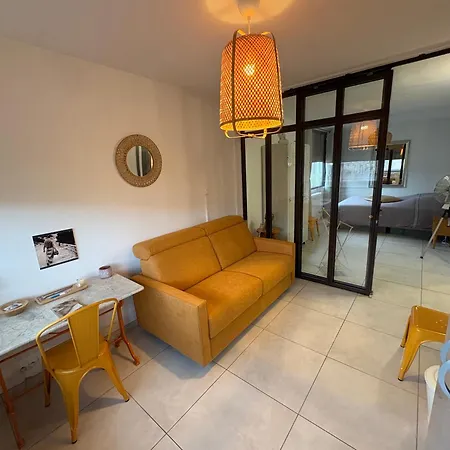 Du Bonheur - Au Coeur Des Volcans D'auvergne Sur La Route Du Sud Apartamento