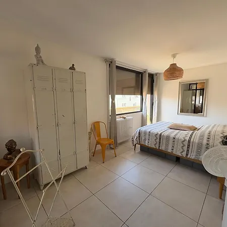 Apartment Du Bonheur - Au Coeur Des Volcans D'auvergne Sur La Route Du Sud *